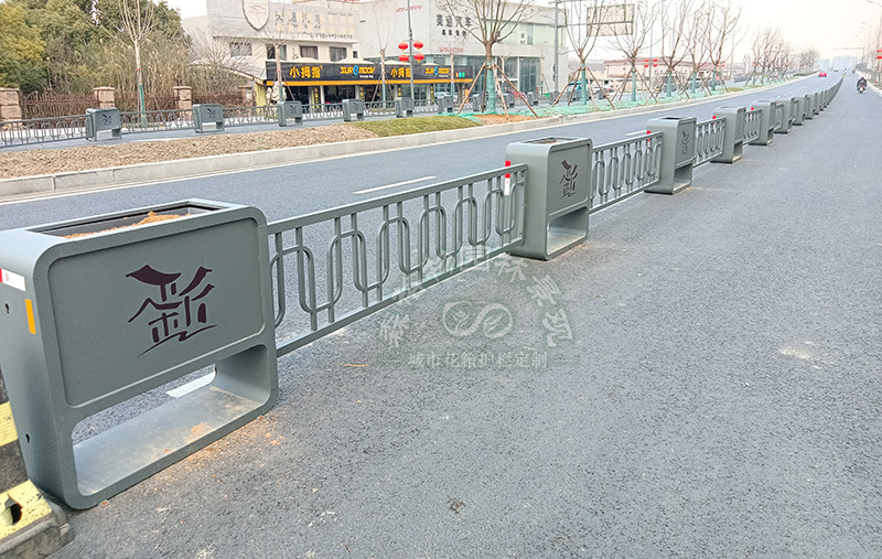 锌钢市政花箱护栏有哪些优点 锌钢市政花箱护栏有哪些优点